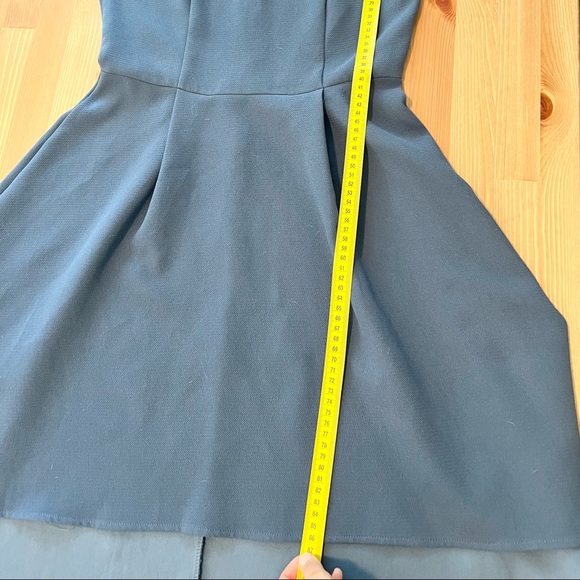 High low dress - Picture 4 of 7